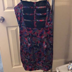 Strapless dress with pockets